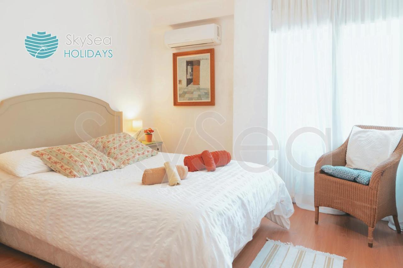 Апартаменты Skysea Holidays Malaga Bailen Экстерьер фото