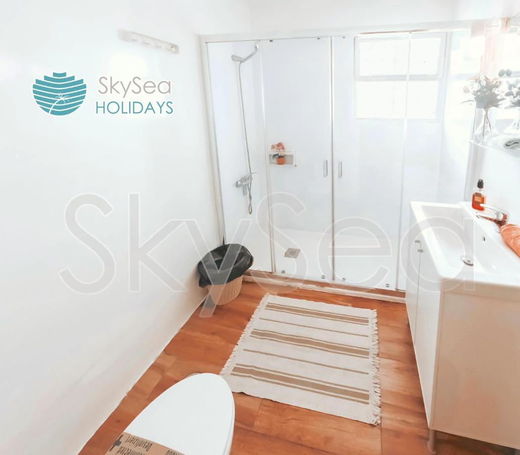 Апартаменты Skysea Holidays Malaga Bailen Экстерьер фото